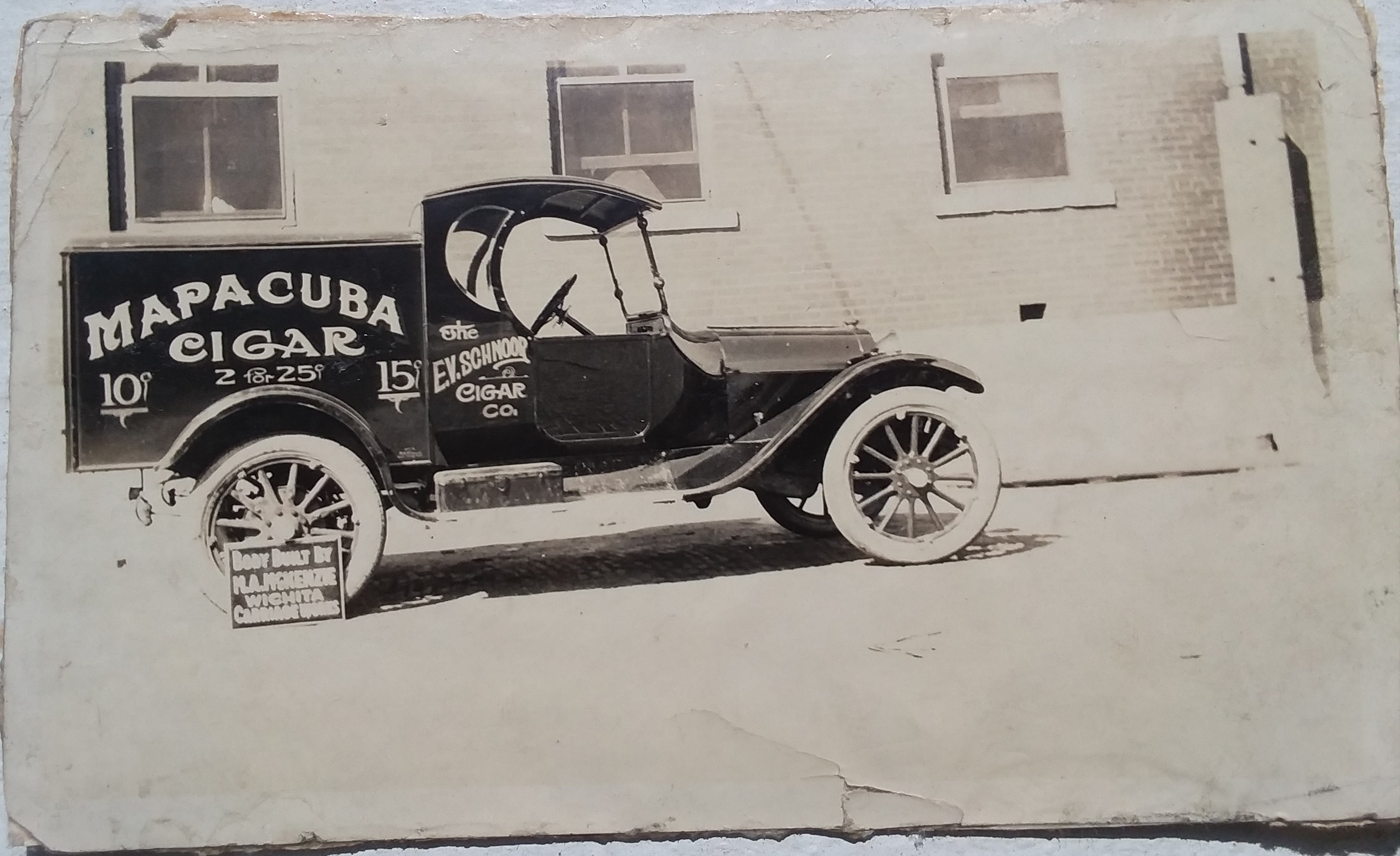 car pic 1.jpg